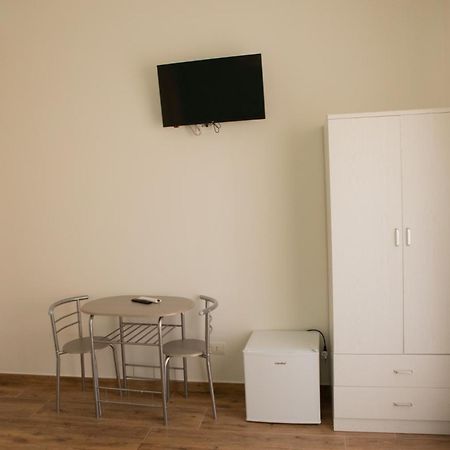 B&B Pietre Preziose Salerno Buitenkant foto
