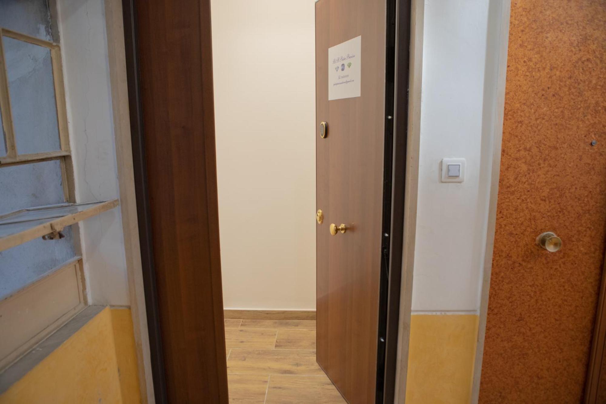 B&B Pietre Preziose Salerno Buitenkant foto