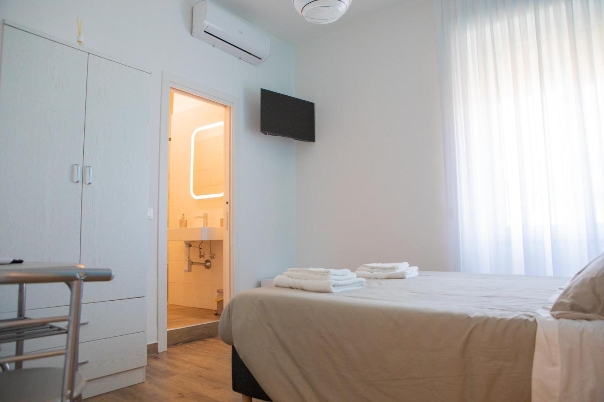 B&B Pietre Preziose Salerno Buitenkant foto