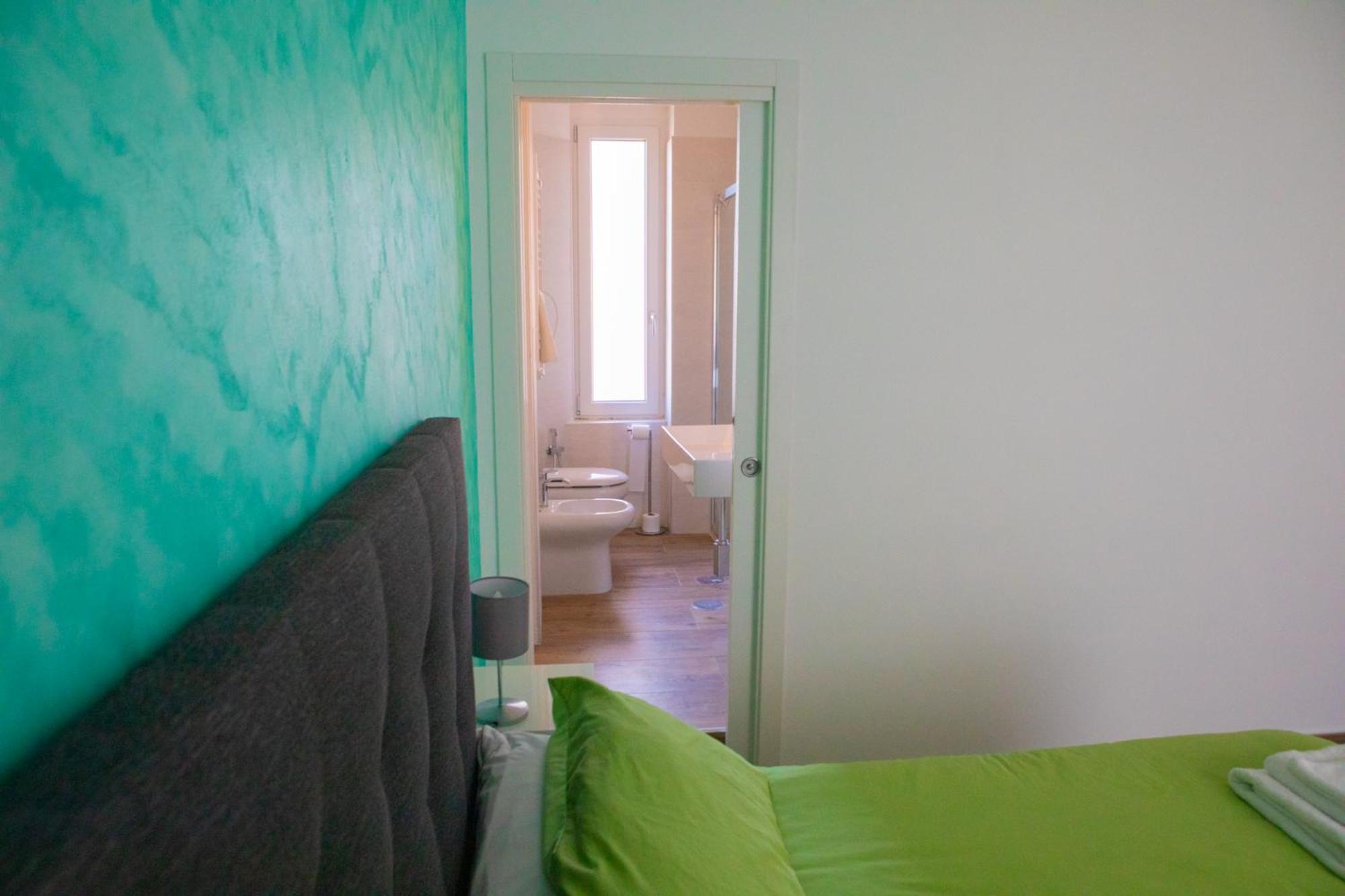 B&B Pietre Preziose Salerno Buitenkant foto