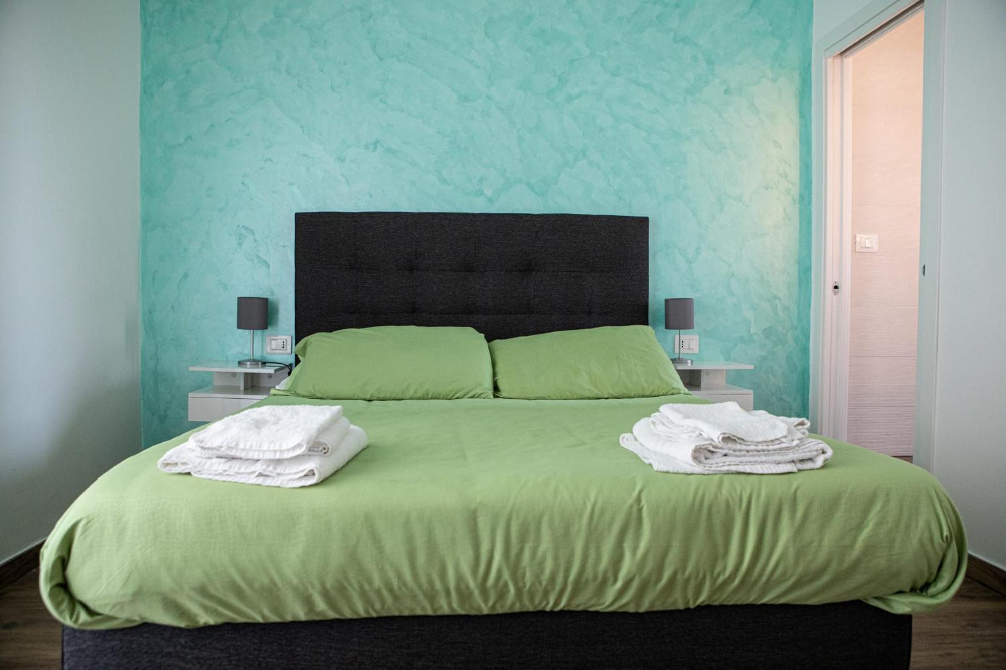 B&B Pietre Preziose Salerno Buitenkant foto